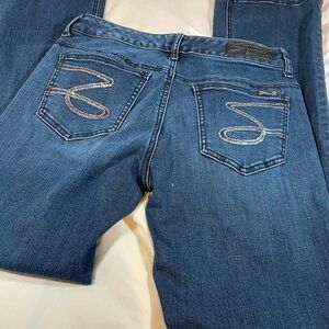 Seven7 Women's Blue Jeans, Slim Boot, Size 6